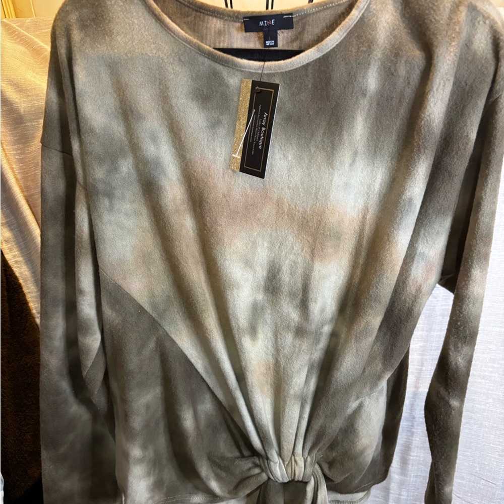 Mine Olive Tie-Dye Long Sleeve Top